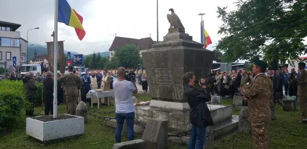 Ziua Înălţării şi a Eroilor, cum a fost sărbătorită ea la Braşov