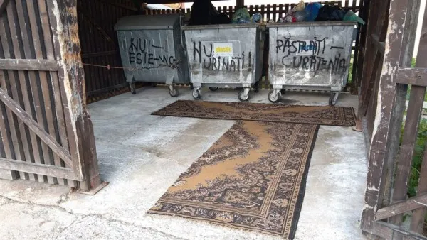 „Livingul” de la ghena de gunoi