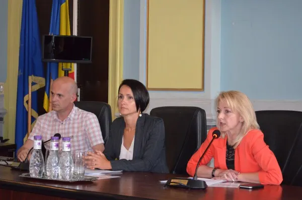 Administraţia judeţeană a „licitat” 2,5 milioane de lei pentru proiectele sportive şi culturale