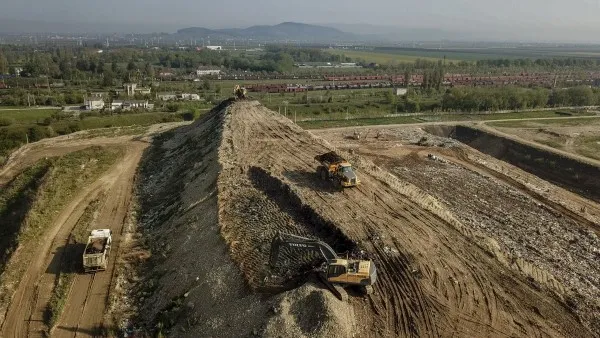 Rampa de gunoi a Braşovului se transformă într-o oază de verdeaţă cu 3 milioane de euro