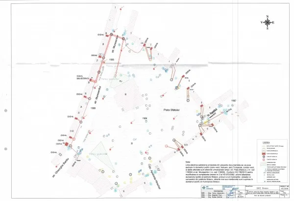 Fără maşini parcate pe strada Poarta Şchei din Braşov. Se schimbă reţeaua electrică, iar lucrările vor dura două săptămâni