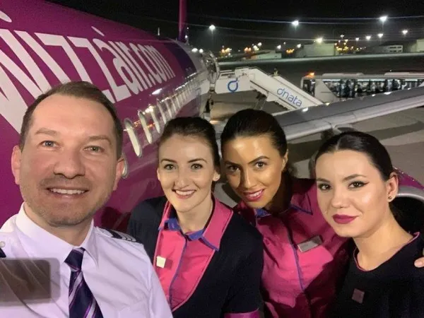 La a treia carieră. Mihai Sturzu a renunţat la muzică şi la politică şi s-a făcut pilot