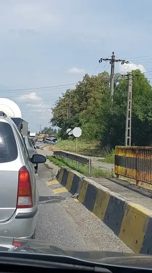Persoană rănită după un accident la Sâmbăta de Jos