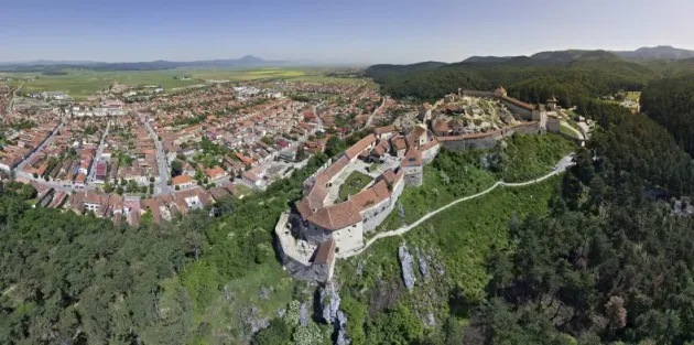 Noi zone rezidenţiale sau turistice ar putea să apară pe harta Râşnovului