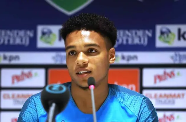 Încă doi fotbalişti noi la FCSB, dar e aşteptat şi De Nooijer
