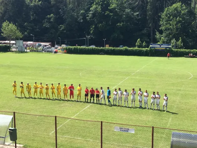 O înfrângere şi o victorie pentru braşovenele de L3