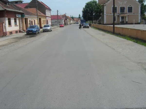 FELDIOARA: Investiţia privind asfaltarea tuturor străzilor din comună va începe în cel mai scurt timp