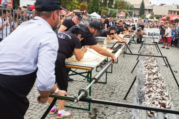Festivalul Kurtoskalacs-ului, în septembrie la Sfântu Gheorghe