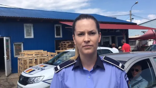 L-au bătut şi i-au luat telefonul, după care i-au propus să-l cumpere