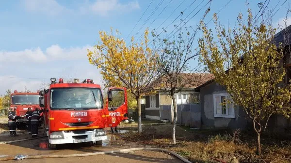 Incendiu la o magazie, pe Calea Feldioarei. A cuprins şi casa familiei, dar au ars doar 10 mp