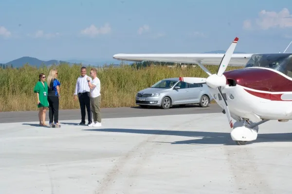 Ronan Keating,  primul pasager oficial al Aeroportului Braşov 