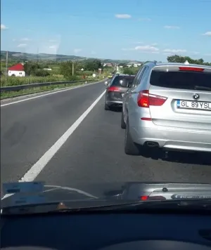 Două victime spitalizate în urma unui accident pe DN1, la intrarea în Făgăraş dinspre Sibiu