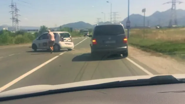 Doi răniţi într-un accident pe strada Timişul Sec