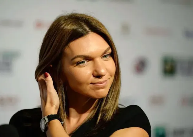 Simona lămureşte lucrurile vizavi de colaboratori