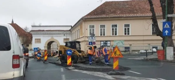Patru străzi din Braşov, reparate contra cost de Primărie