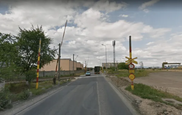 Pasajul CFR de pe Str. Fundătura Hărmanului rămâne închis până joi. Circulaţie deviată pentru liniile RATBV 34B şi 19