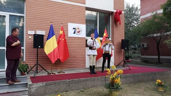 Doi studenţi din Braşov, experienţă inedită în China