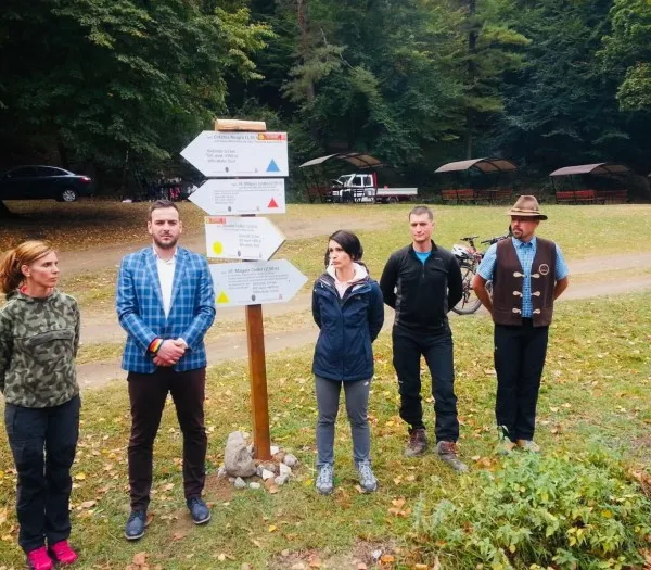 Primăria Codlea a inaugurat traseele turistice de pe „Muntele familiei”