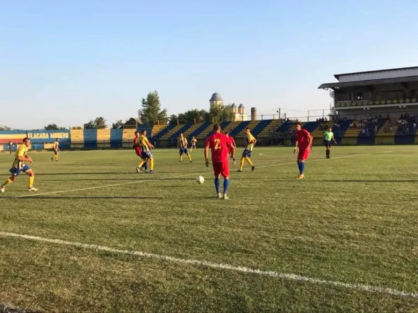 Merg „afară” după puncte

