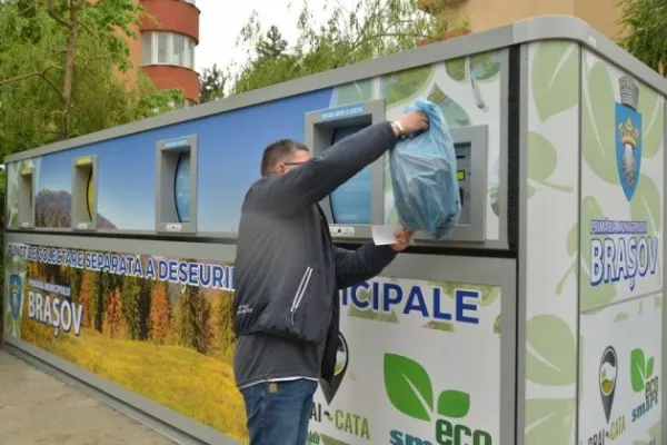 Trei ofertanţi pentru eco-insulele de la Braşov, contract de 64 de milioane de lei