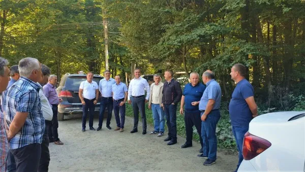 Alte două drumuri din Ţara Făgăraşului, predate constructorilor pentru modernizare 