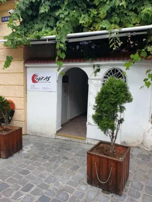 Restaurantul japonez de pe Michael Weiss a fost închis