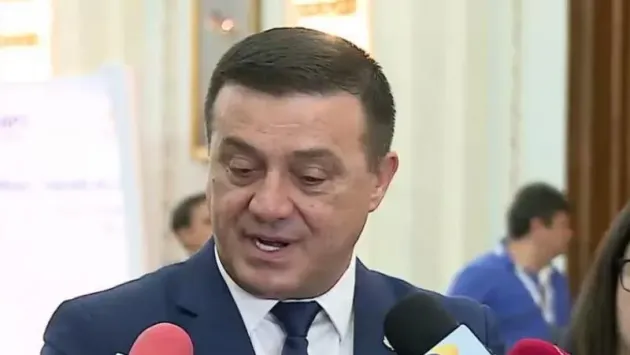 „Au burţi, sunt leneşi şi aroganţi”