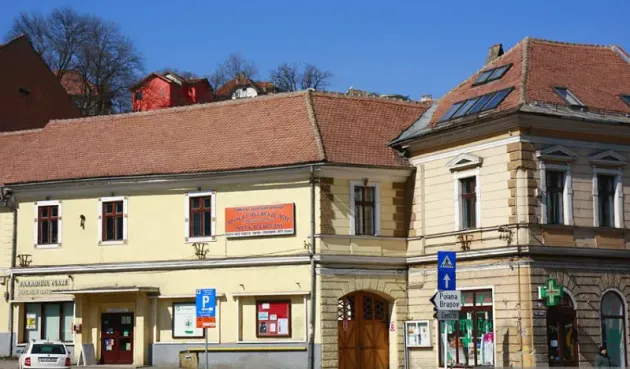 Faţada Şcolii Populare de Arte va intra în reparaţii