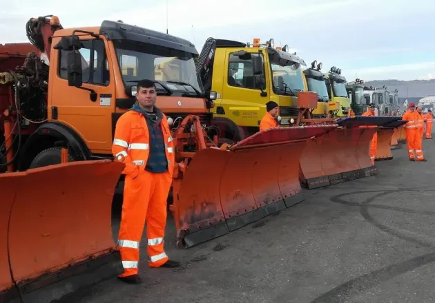 Costul deszăpezirii şoselelor naţionale care traversează Braşovul ar urma să depăşescă 47 de milioane de lei, în următorii 4 ani
