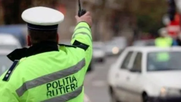 53 de şoferi din Braşov au fost prinşi cu telefonul în mână. 5 au rămas şi fără permis