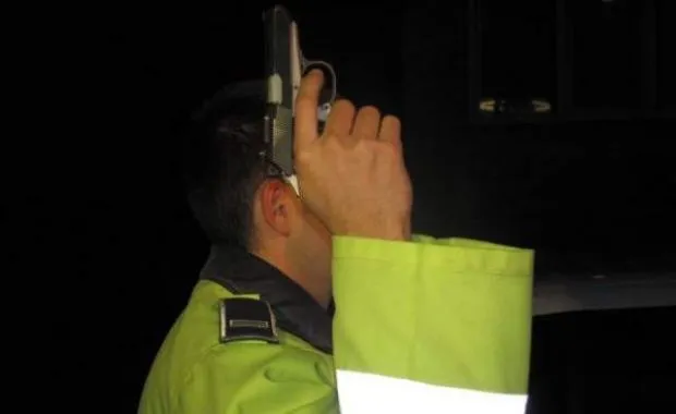 Au tras cu arma după hoţi de cartofi, la Sânpetru