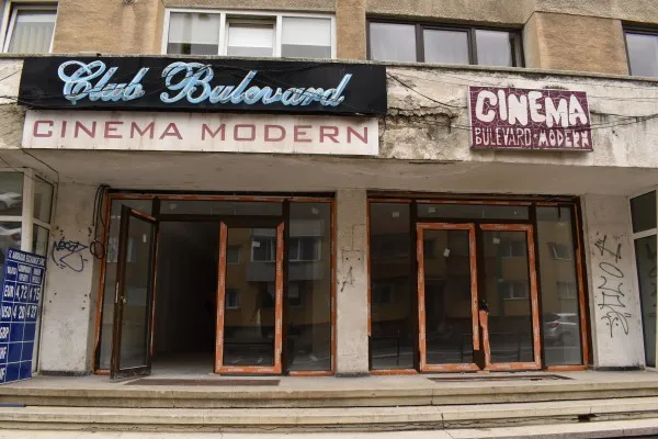 Serbări de Crăciun în noul Centru Cultural Modern 