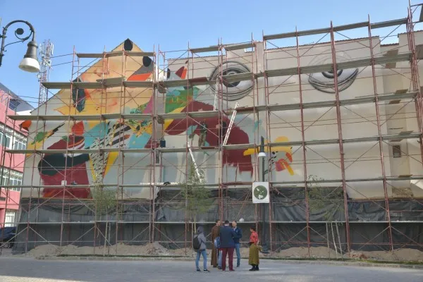 Înălţarea omului şi divinitatea, tema nr. 2 pentru zidurile mănăstirii din Piaţa Sf. Ioan