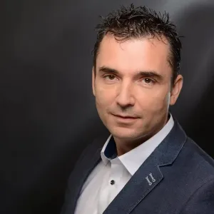 Primul SmartCamp la Braşov: Totul despre inteligenţa artificială, la Camera de Comerţ şi Industrie