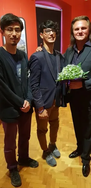 Tudor, Vali, şcoala şi legea