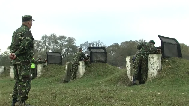 Se trage în Poligonul Galaţi