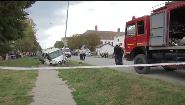 Tragedia de la Bod. Băieţelul de 7 ani se zbate între viaţă şi moarte