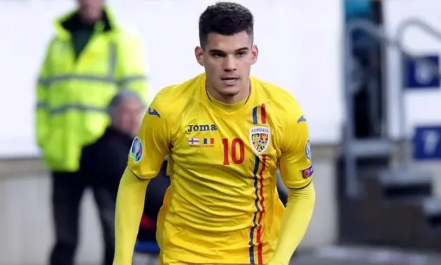 Spaniolii, miraţi că micul Hagi nu prinde constant naţionala