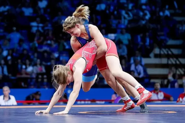 160 de sportivi aşteptaţi la Covasna, la finala Campionatului Naţional de Lupte U23