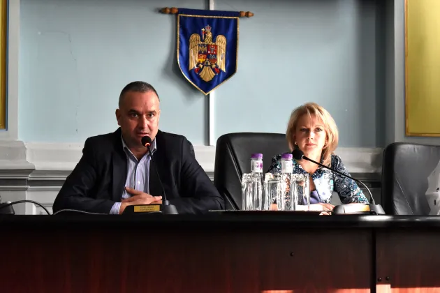 Teatrele naţionale din România, Ungaria şi Ucraina, în spectacol la Braşov