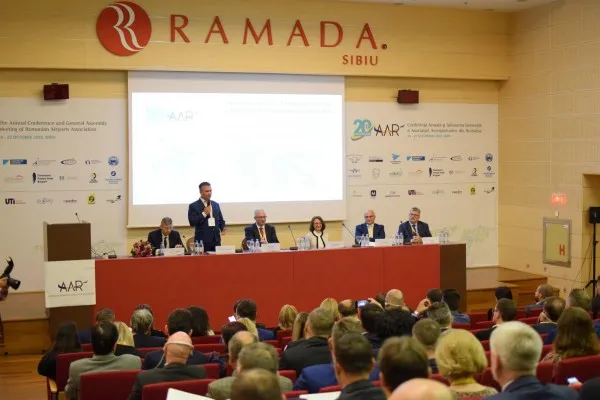 Braşovul va găzdui lucrările Adunării Generale a Asociaţiei Aeroporturilor din România din luna ianuarie a anului viitor