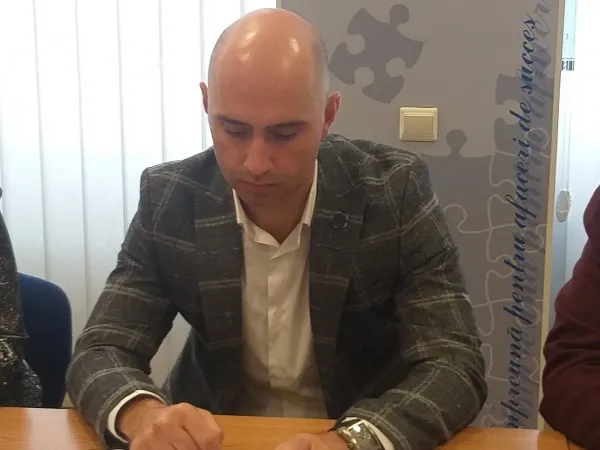 Competenţe superioare pentru 302 de angajaţi din Regiunea Centru