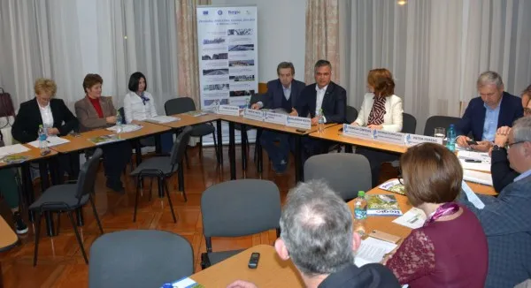 Calcule prezentate de ADR:  Populaţia de urs va creşte cu 1.500 de exemplare în următoarele 3 luni