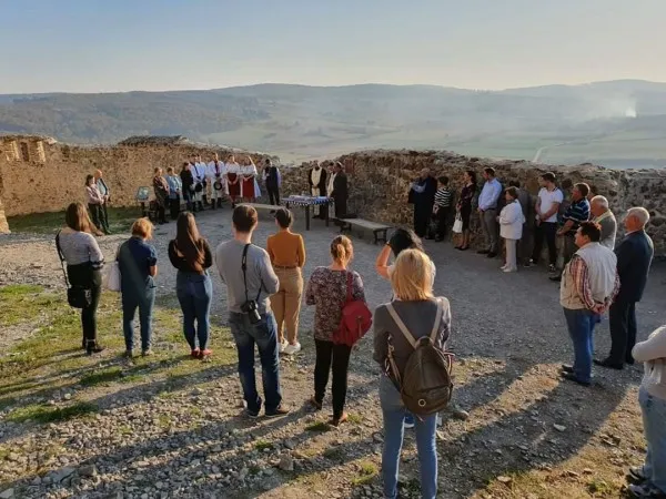 Mai are nevoie omul modern de cultură tradiţională? O dezbatere readusă în actualitate în 2019, Anul satului românesc, la Festivalul pentru Cultură, Artă şi Tradiţie de la Rupea
