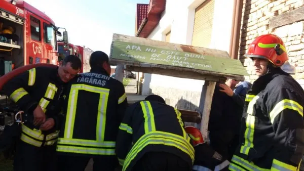 Fântână „spurcată” cu ulei ars, la Șona