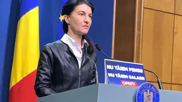Ministru cu afis