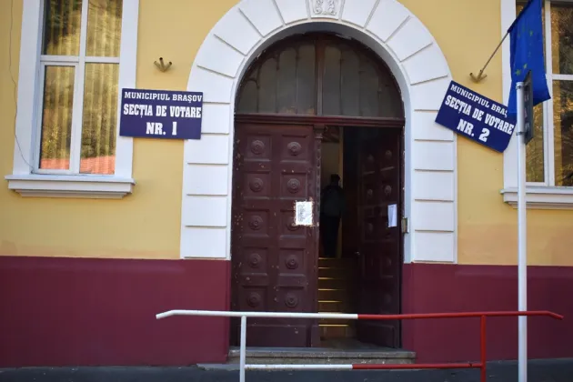 Cum a votat ieri România: Iohannis şi Dăncilă, în turul II la prezidenţiale 