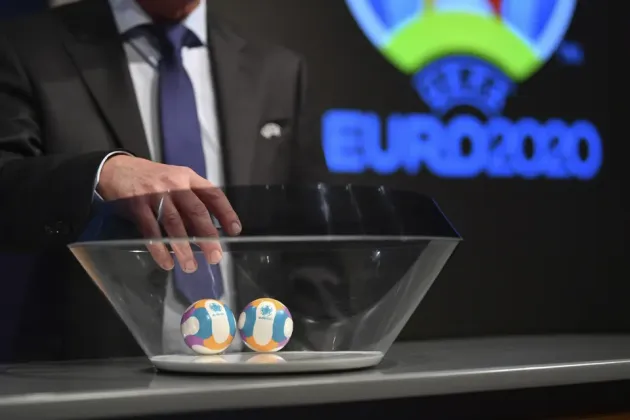 Islanda sau Scoţia, în drumul nostru către Euro 2020
