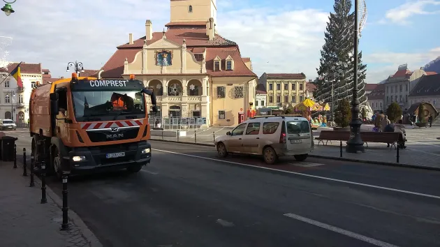 Iarna este ca vara la Braşov: curăţenie generală, în loc de deszăpezire