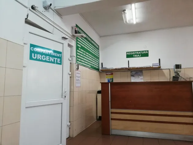 Tăiat la picior de un cuţit pe care-l furase